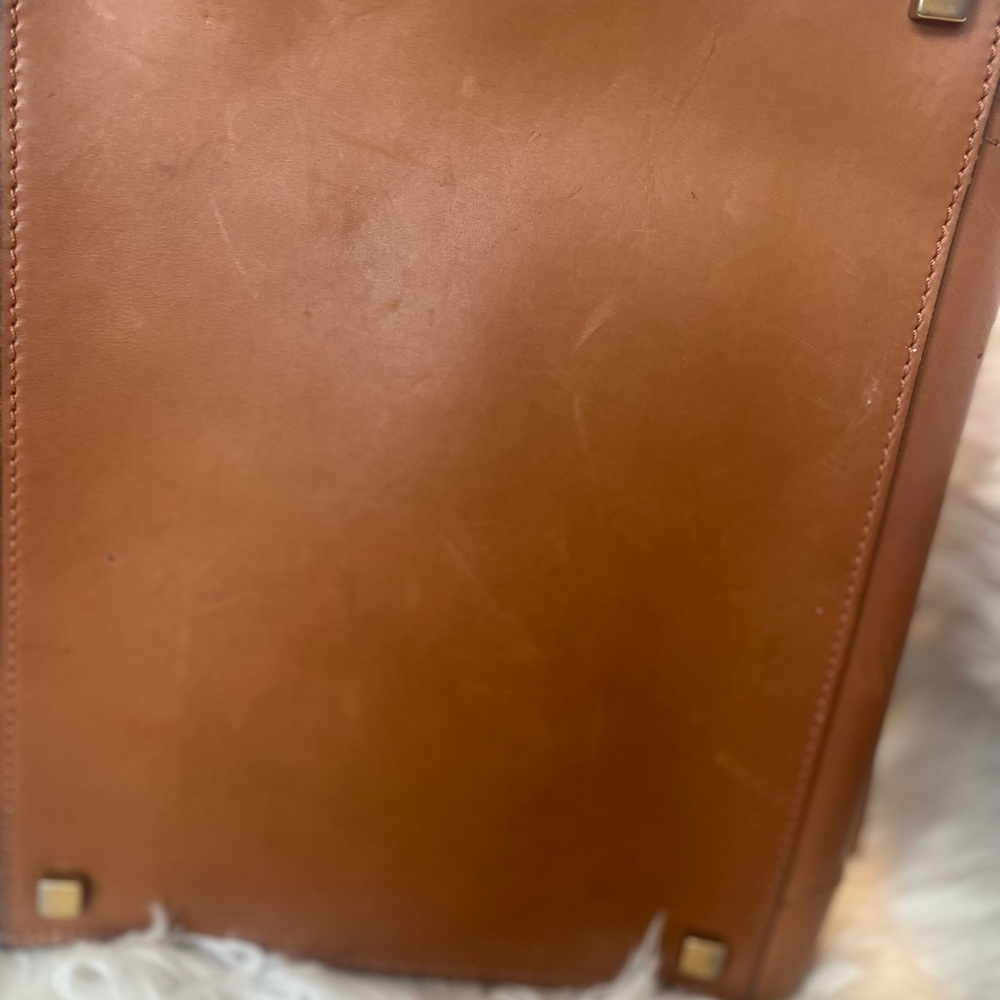 Celine Luggage Phantom Leather Handbag - Picture 14 of 16